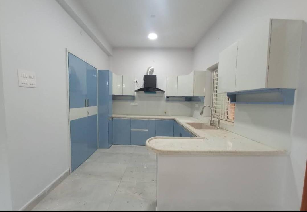 Ezhilagam Stays Chennai Exteriör bild